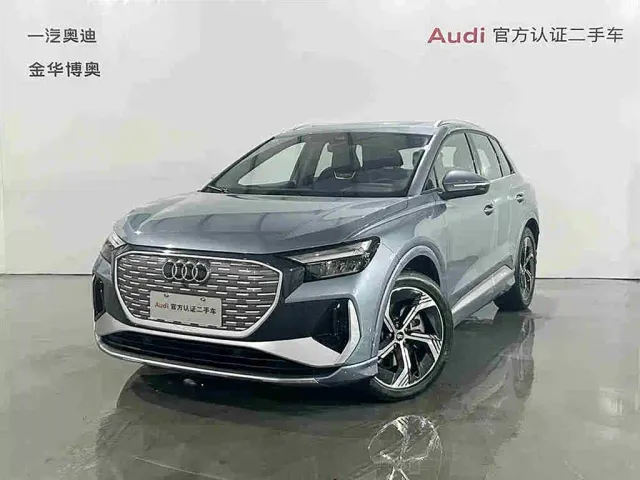 Фотография автомобиля — Audi Q4 e-tron
