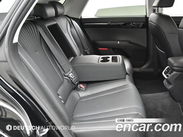 Hyundai Grandeur Grandeur (GN7) 3.5 Бензин 2WD — Фото автомобиля 17