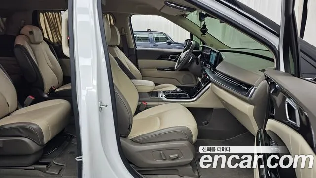 Kia Carnival 4th Gen — Фото автомобиля 16