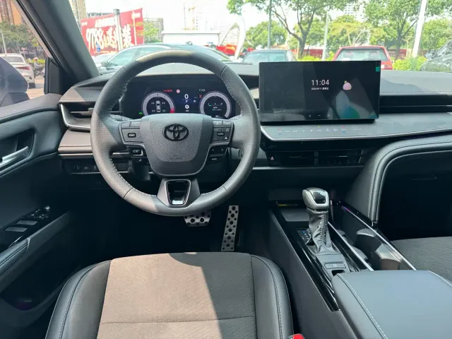 Toyota Camry — Фото автомобиля 15