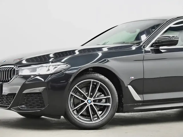 BMW BMW 5 Series 2022 525Li M Sport Package — Фото автомобиля 26