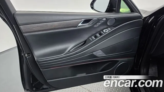 Genesis G80 RG3 — Фото автомобиля 13