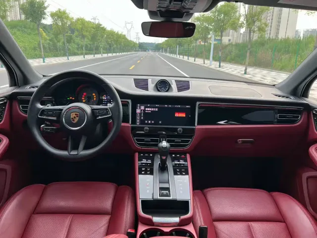 Porsche Macan — Фото автомобиля 5