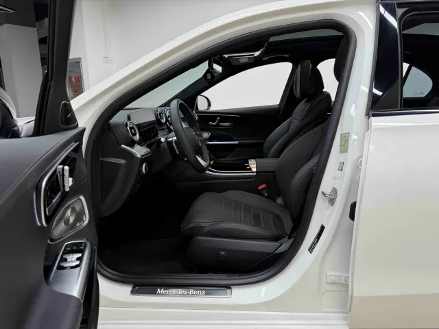 Mercedes-Benz C-Class — Фото автомобиля 11