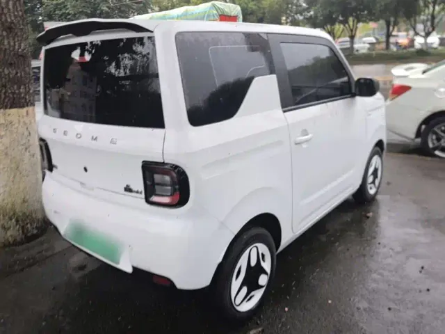 Geely Panda — Фото автомобиля 6