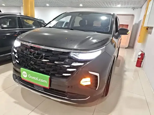 Фотография автомобиля — Hyundai Custo