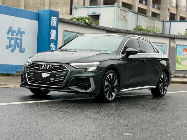 Фотография автомобиля — Audi A3