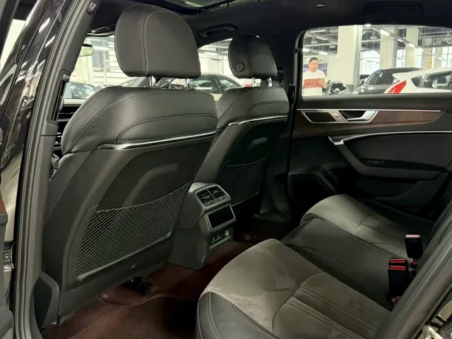 Audi A6L — Фото автомобиля 5