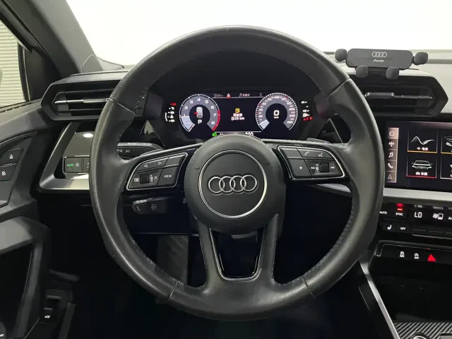 Audi A3 — Фото автомобиля 5