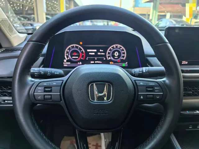 Honda Accord — Фото автомобиля 9