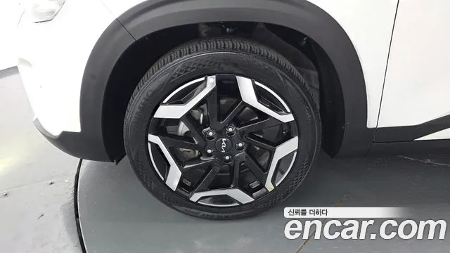 Kia Seltos — Фото автомобиля 5