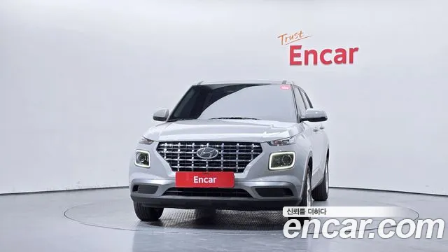 Hyundai Venue — Фото автомобиля 3