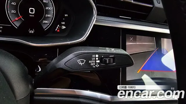Audi Q3 35 TDI quattro Premium — Фото автомобиля 27