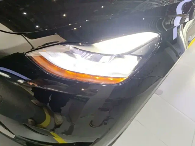 Tesla Model Y — Фото автомобиля 23
