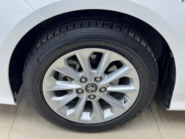 Toyota Corolla — Фото автомобиля 24