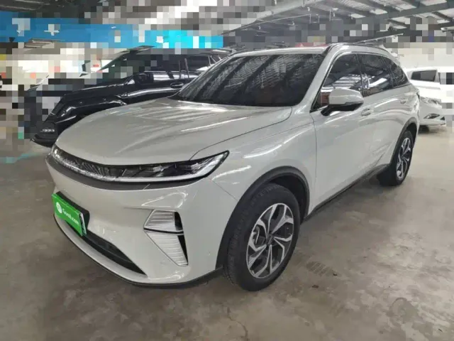 Фотография автомобиля — Haval Xiaolong MAX