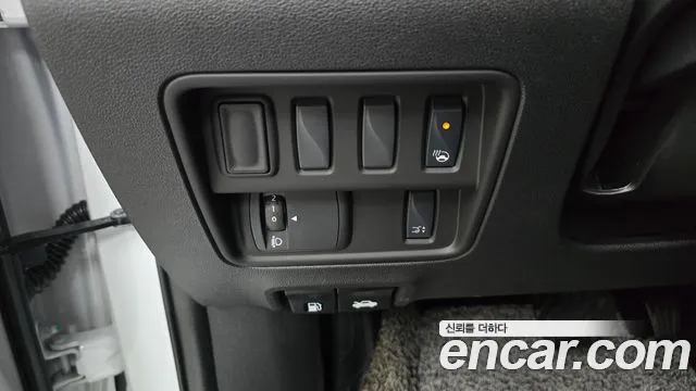 Renault-KoreaSamsung QM6 Новый QM6 2.0 GDe LE Signature 2WD — Фото автомобиля 19