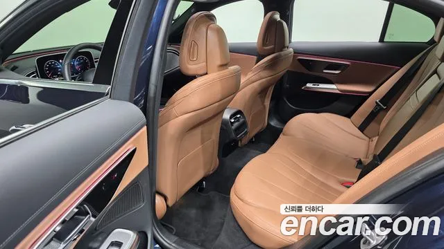 Mercedes-Benz E-Class W214 — Фото автомобиля 18