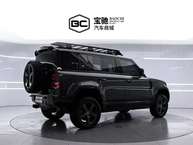 Land Rover Defender — Фото автомобиля 3
