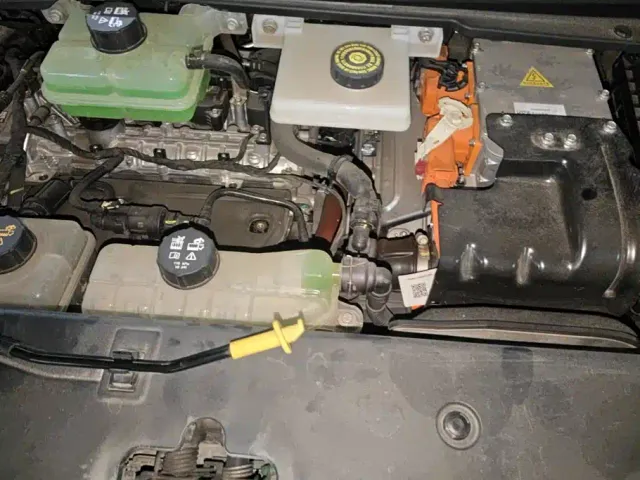 GAC Trumpchi Trumpchi E8 NEV 2024 Model 150km MAX+ — Фото автомобиля 10