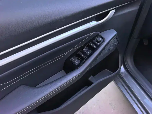 Geely Emgrand — Фото автомобиля 7