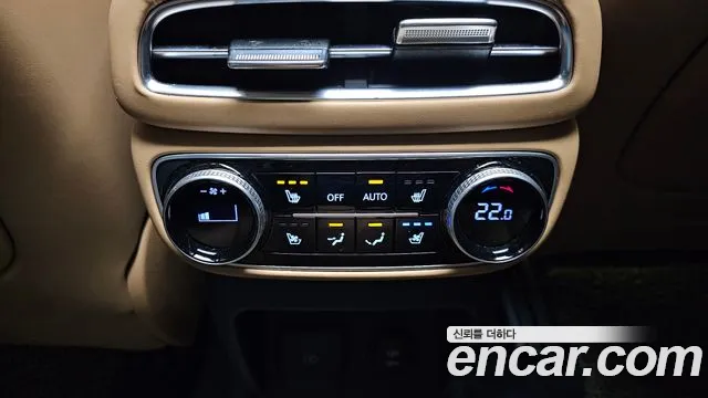 Genesis GV80 — Фото автомобиля 25