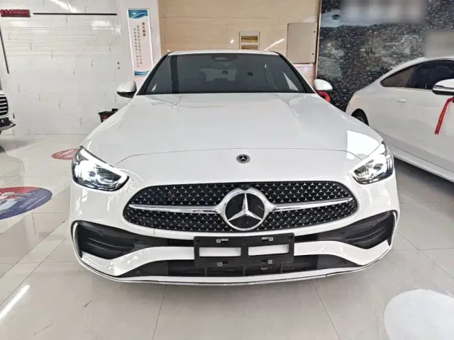 Mercedes-Benz C-Class — Фото автомобиля 2