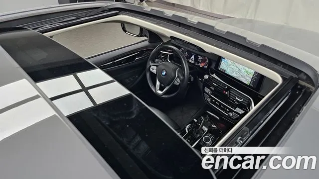 BMW 5-Series — Фото автомобиля 16