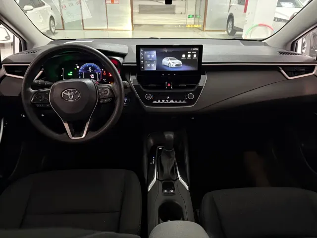 Toyota Corolla — Фото автомобиля 9