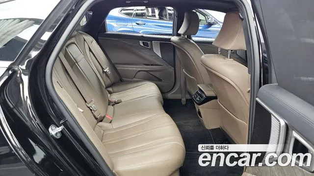 Kia K8 Hybrid — Фото автомобиля 12