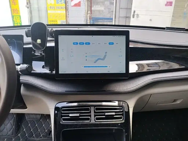 BYD Qin PLUS — Фото автомобиля 12