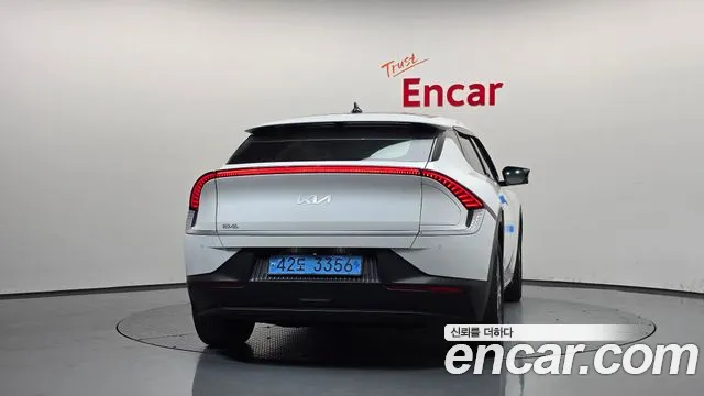 Kia EV6 — Фото автомобиля 4