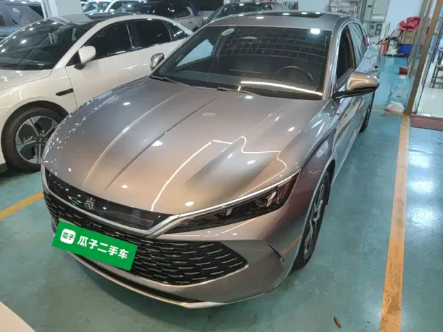 Фотография автомобиля — BYD Qin L