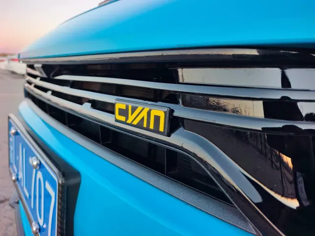 Lynk & Co 03 — Фото автомобиля 9