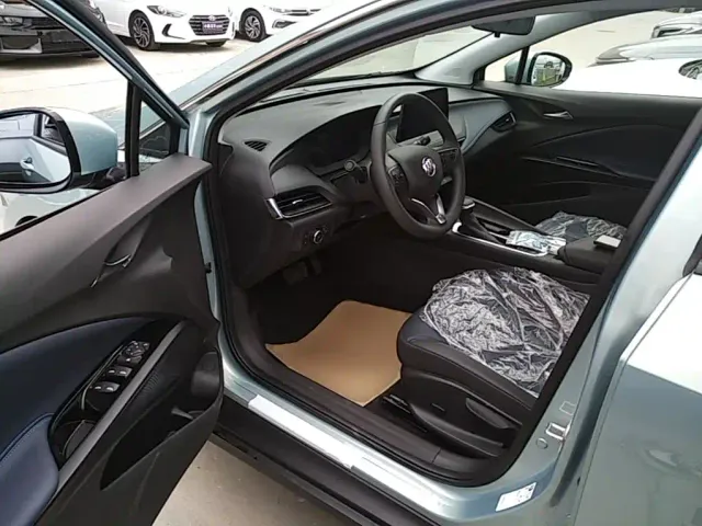 Buick Velite 6 — Фото автомобиля 14