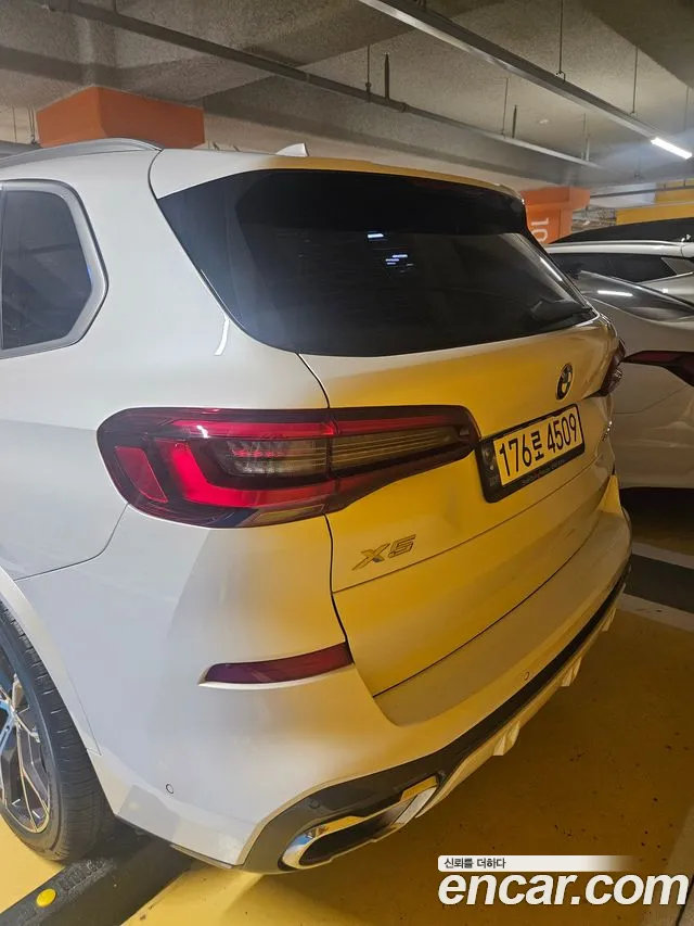 BMW X5 xDrive 40i M Sport — Фото автомобиля 7