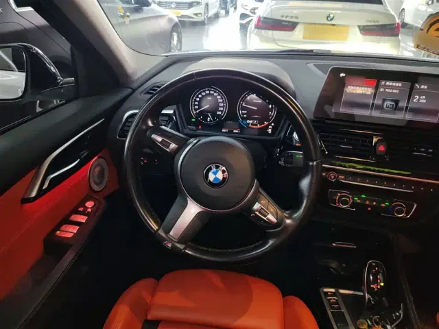 BMW 1 Series — Фото автомобиля 10