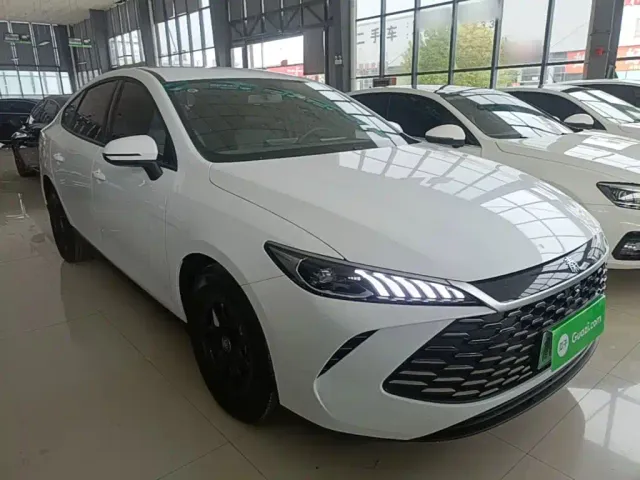 BYD Qin PLUS — Фото автомобиля 3