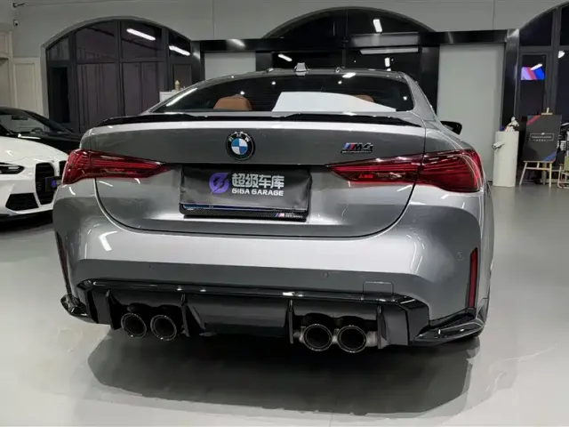 BMW M4 — Фото автомобиля 5