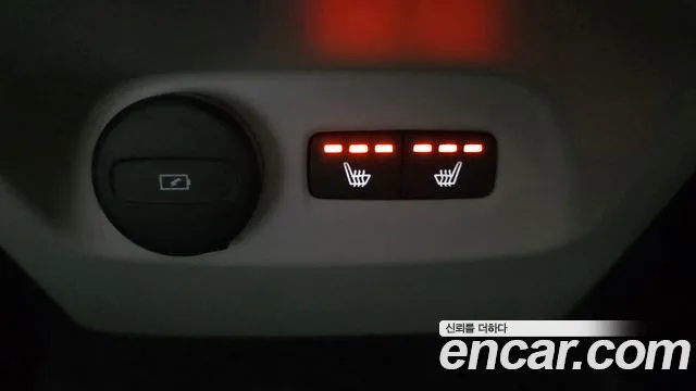 Вольво XC40 B4 Ultra Bright — Фото автомобиля 19