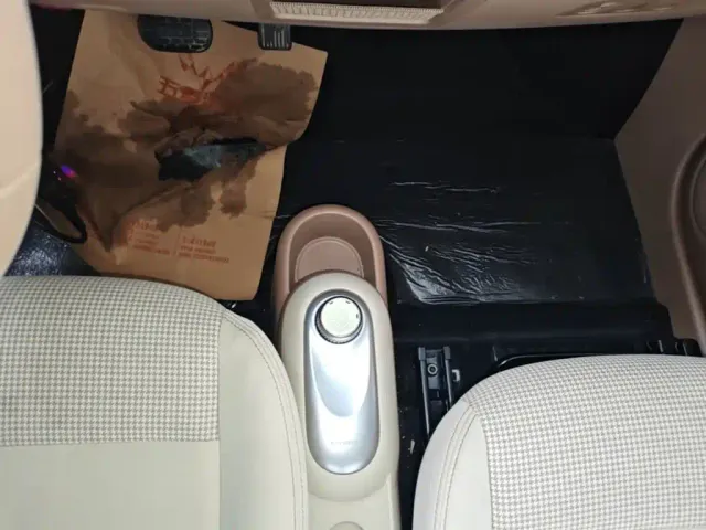 Wuling Hongguang Mini EV — Фото автомобиля 13