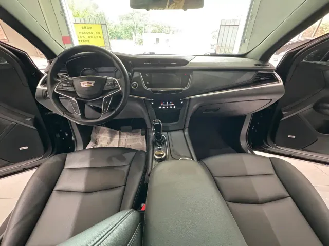 Cadillac XT5 — Фото автомобиля 27