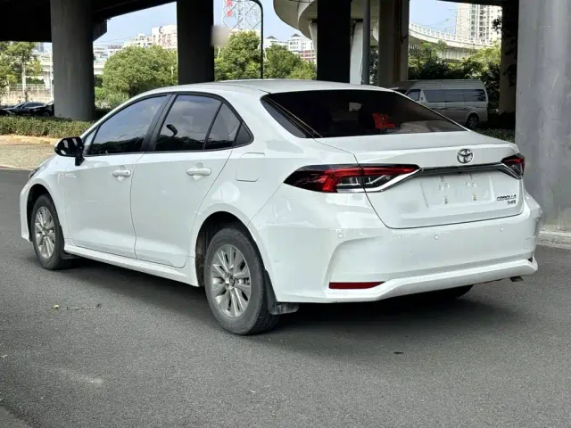 Toyota Corolla — Фото автомобиля 4