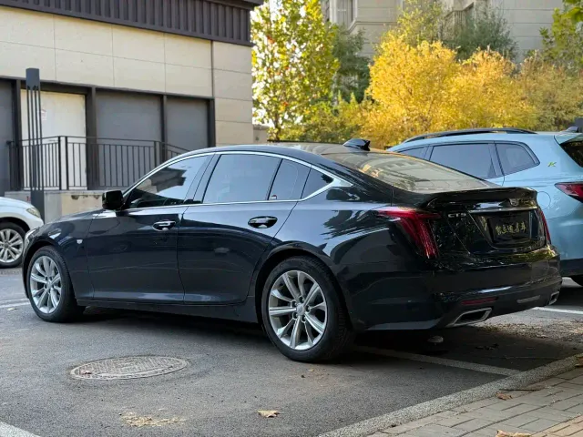Cadillac CT5 — Фото автомобиля 5