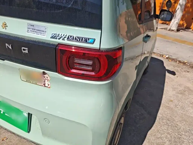 Wuling Hongguang Mini EV — Фото автомобиля 7