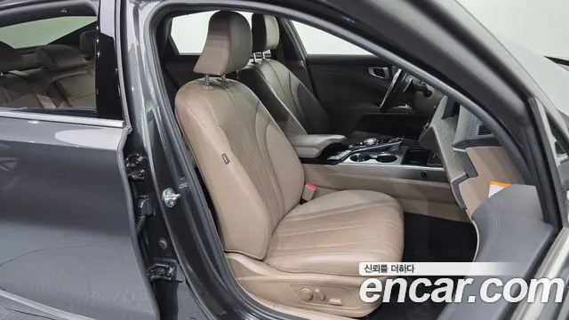 Kia K8 Hybrid — Фото автомобиля 17
