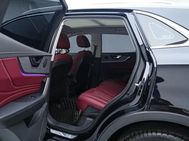 Hongqi HS5 — Фото автомобиля 20