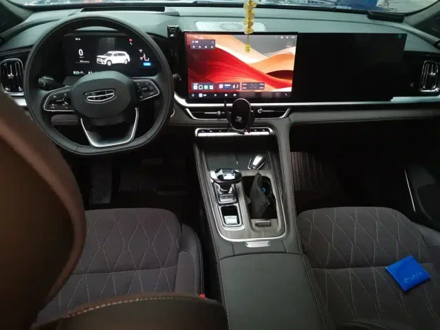 Geely Xingyue L — Фото автомобиля 5
