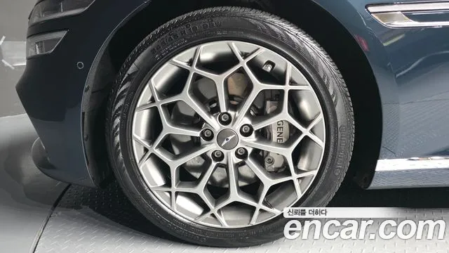 Genesis G80 RG3 — Фото автомобиля 5