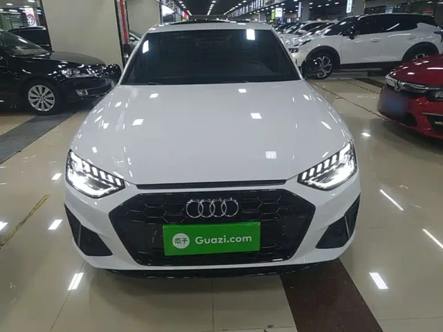 Audi A4L — Фото автомобиля 2